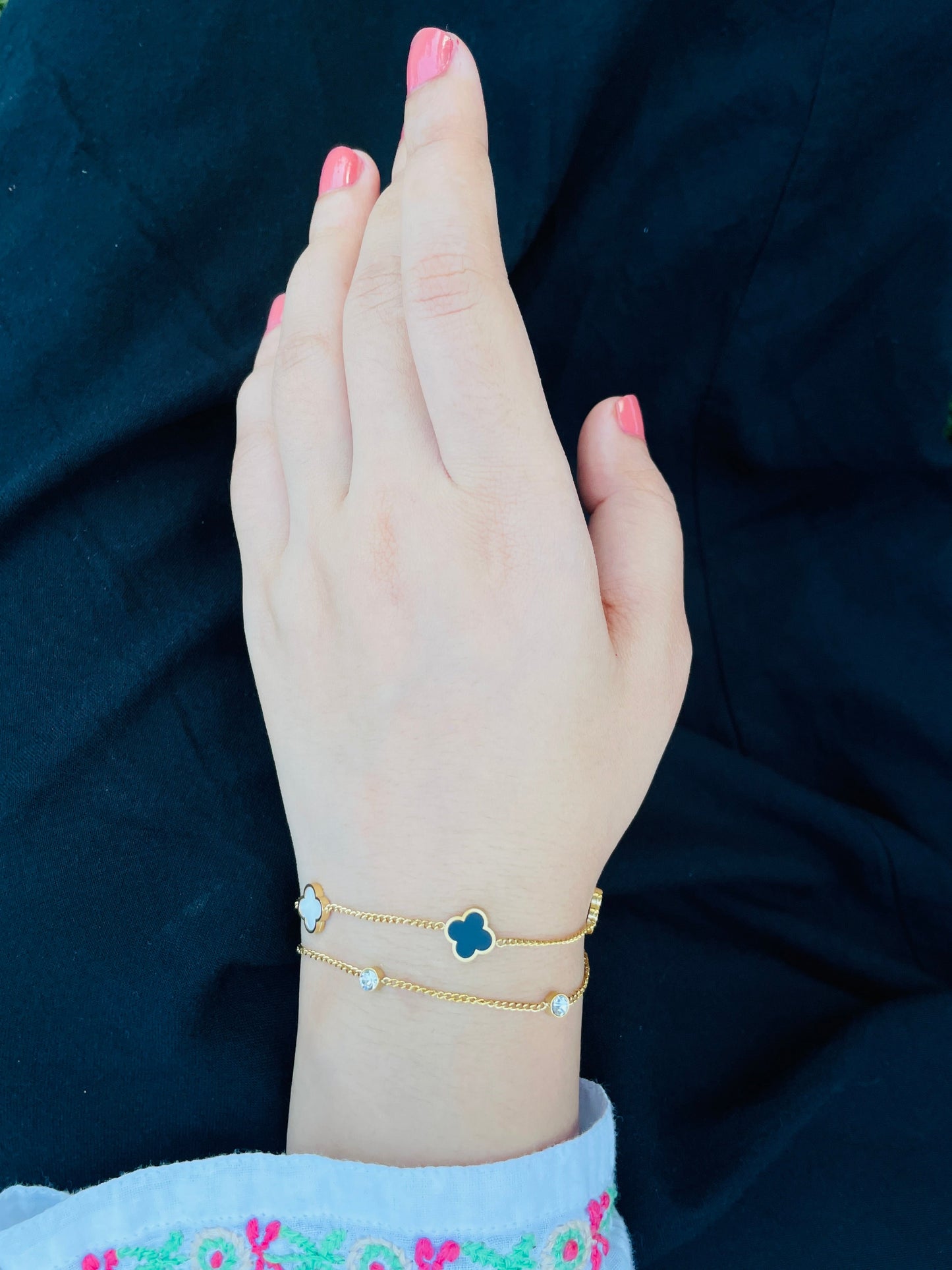 CLOVER CHARM DOUBLE CHAIN BRACELET