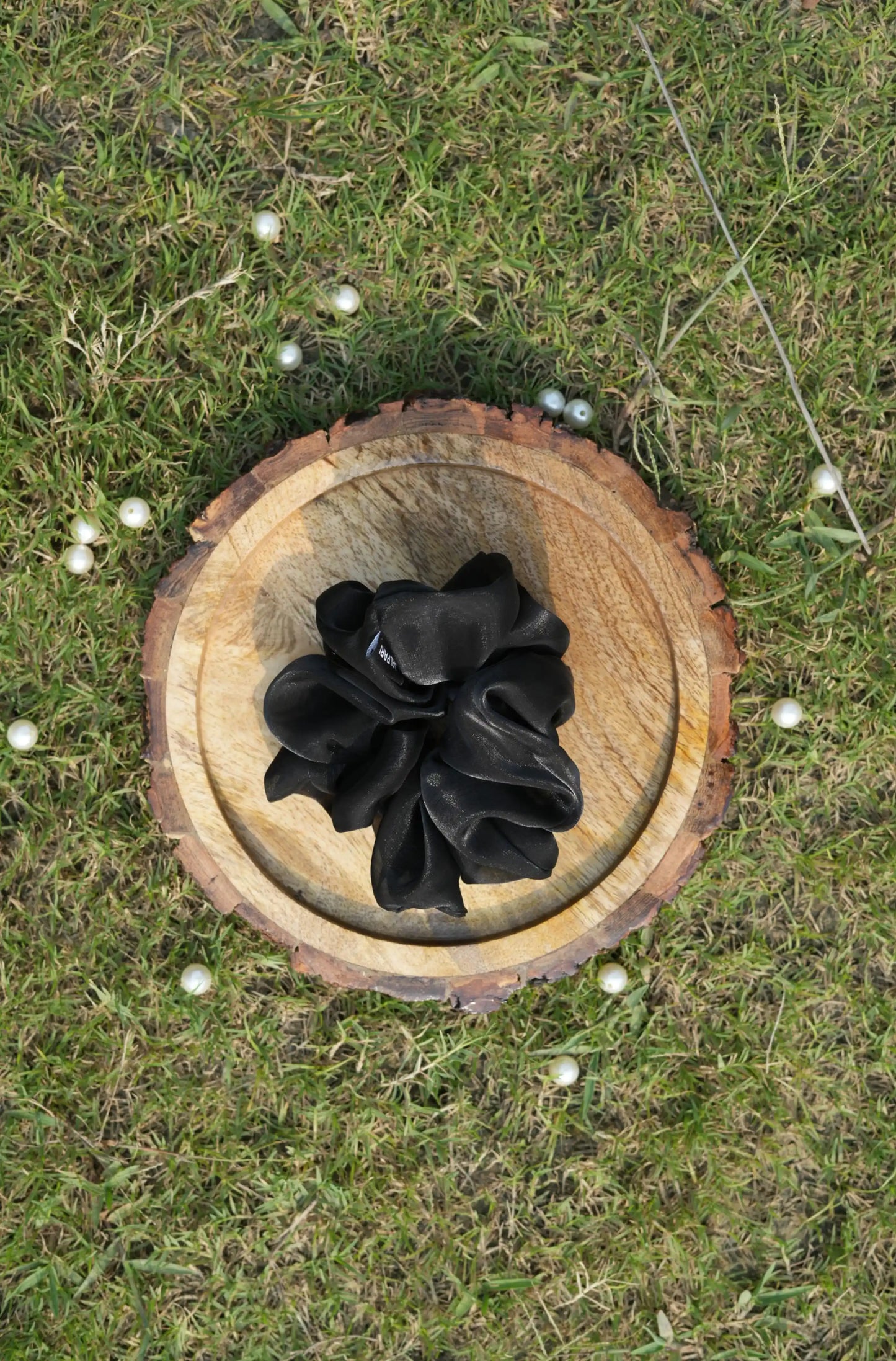 SCRUNCHIE | BLACK COLOUR | JIMMY CHOO FABRIC