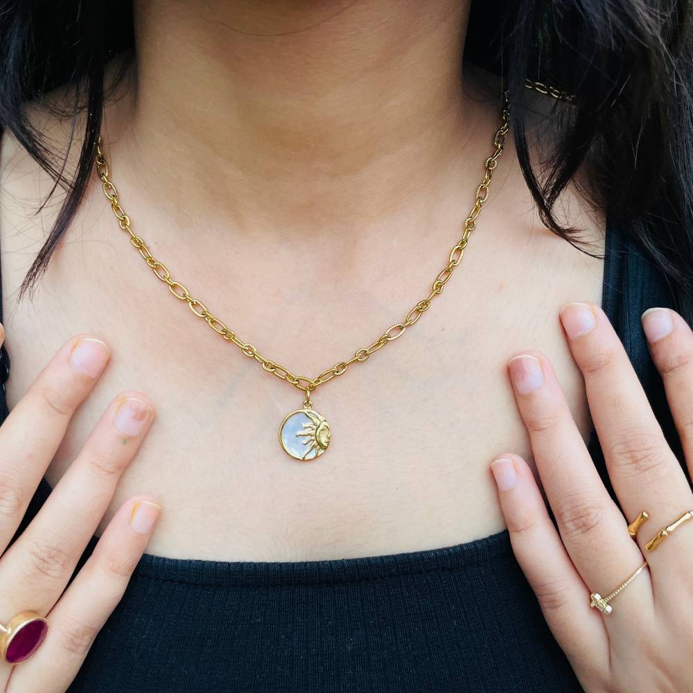 RADIANT SUN NECKLACE