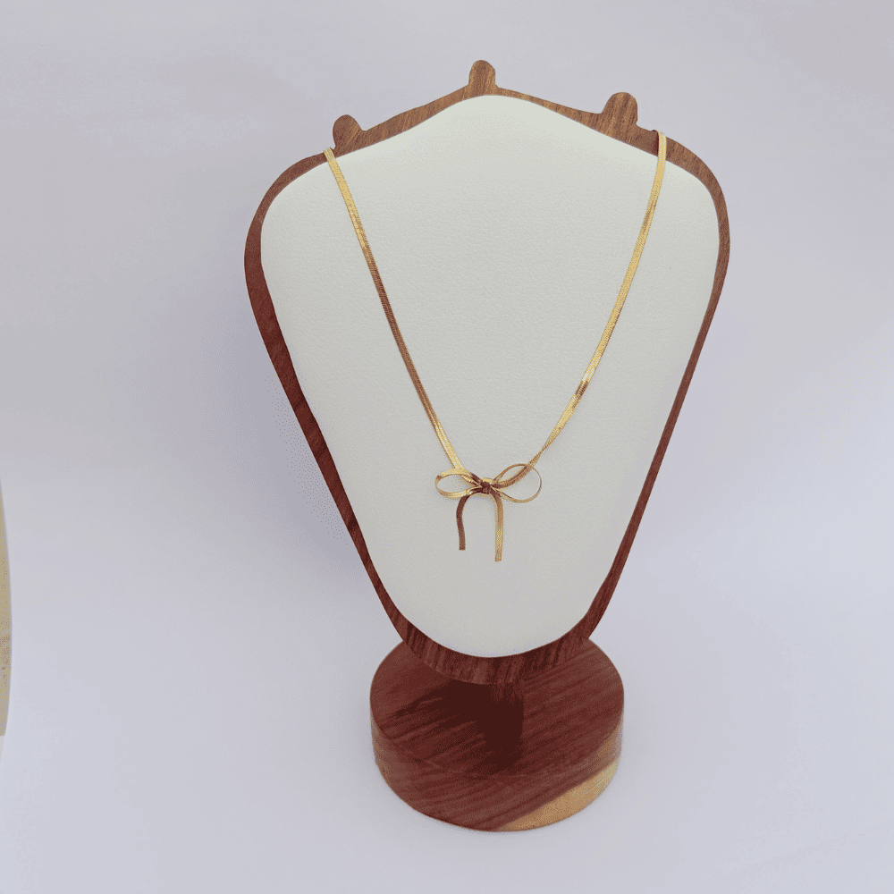 SWEET KNOT NECKLACE