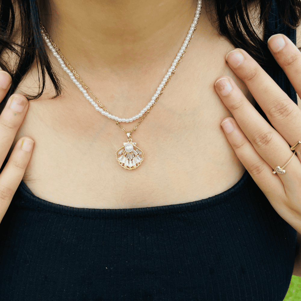 PEARL OYSTER NECKLACE