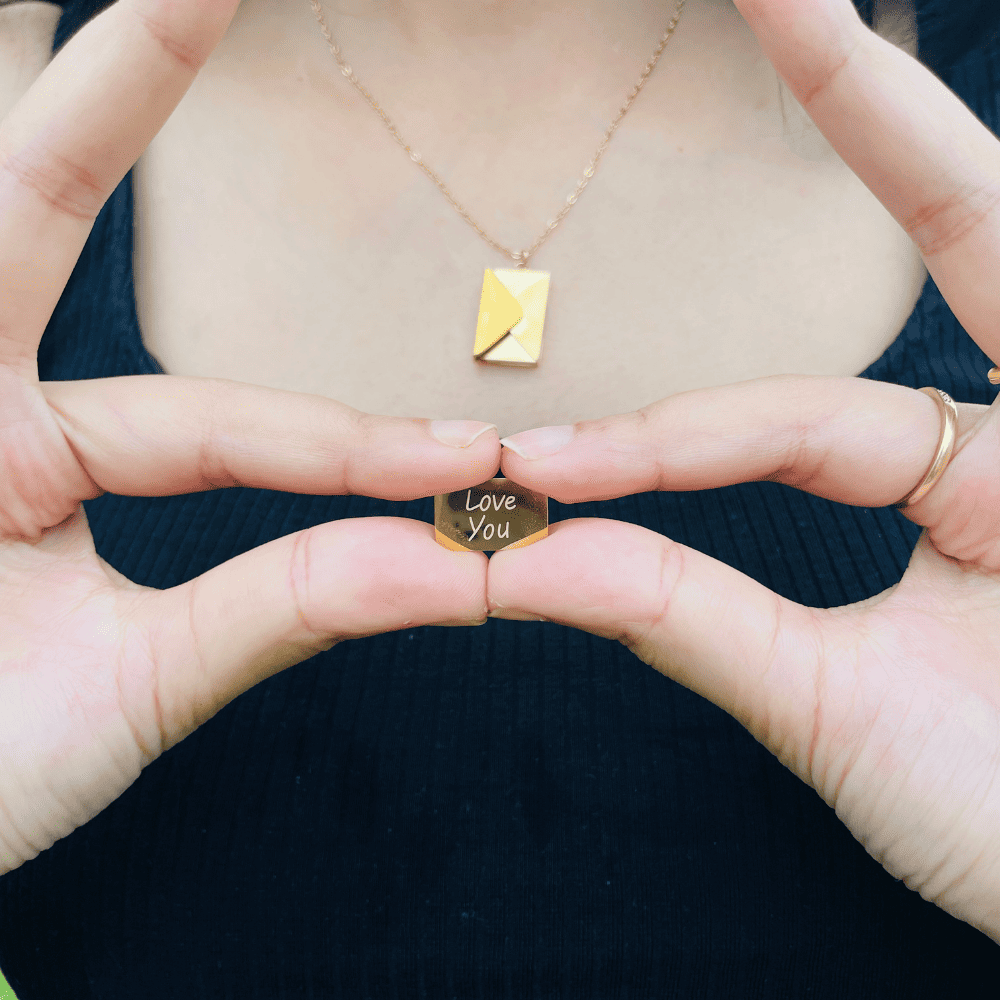 LOVE LETTER NECKLACE