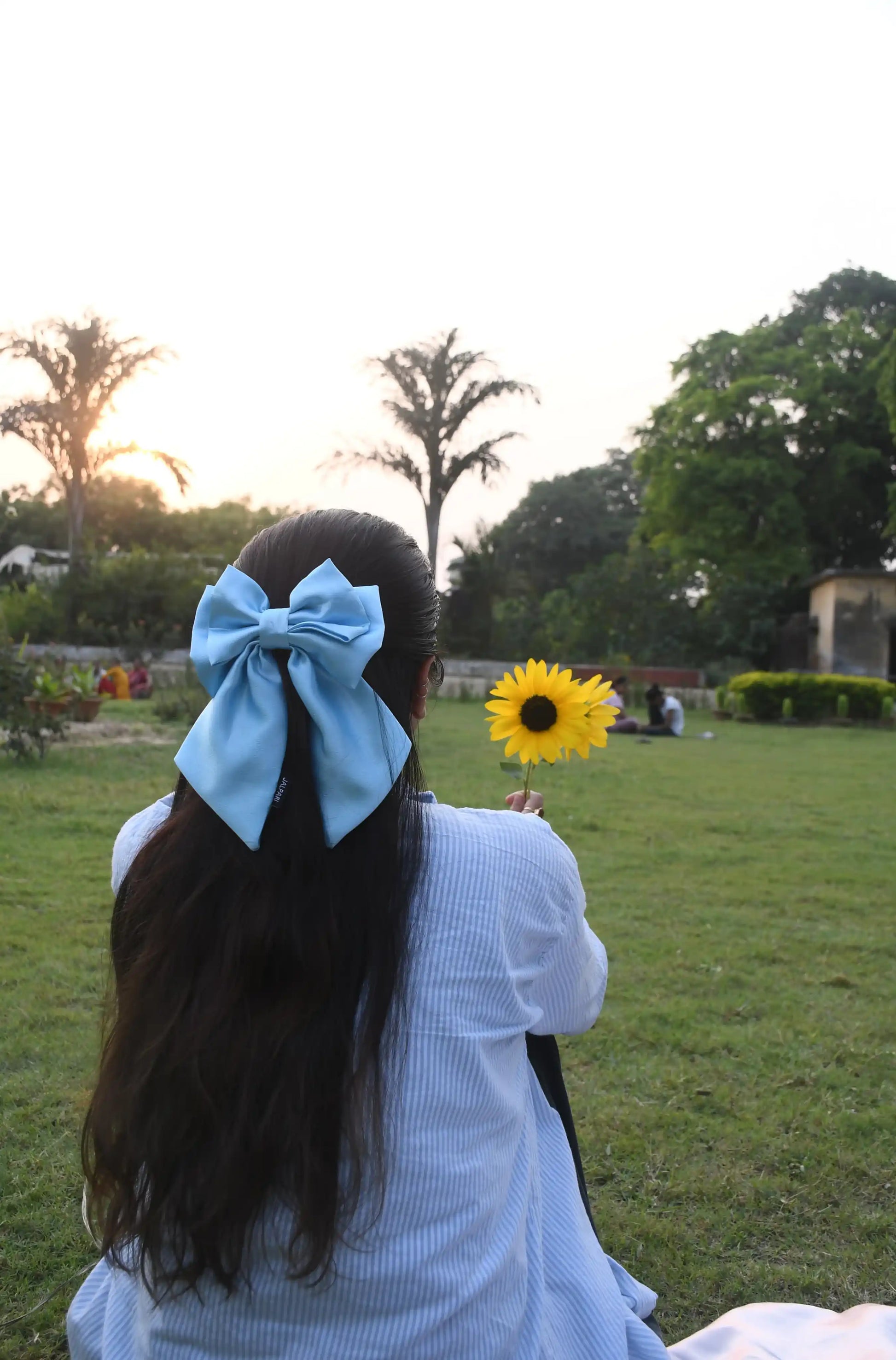 BIGGIE BOWS SKYBLUE SATIN FABRIC