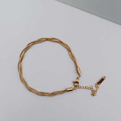 GOLDEN BRAID BRACELET