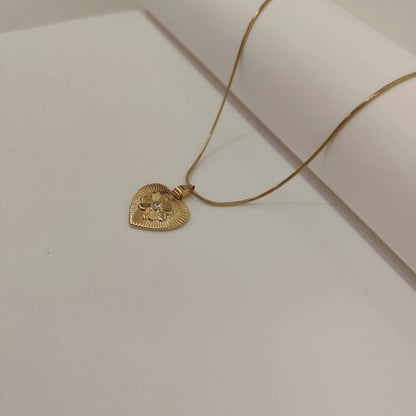 4 LEAF CLOVER HEART PENDANT NECKLACE | JP-NK-0023 | ANTI TARNISH | JALPARI