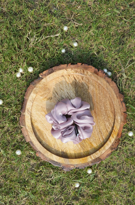 SCRUNCHIE | SOFT LAVENDER COLOUR  | JIMMY CHOO FABRIC